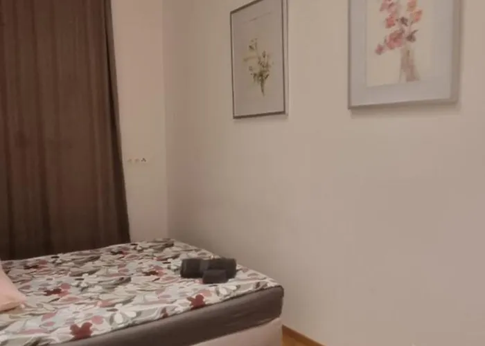 Apartment Small And Cozy Flat Vienna